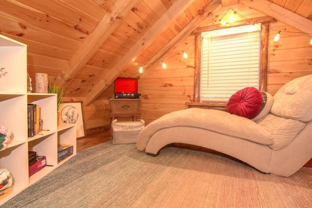 Charming Lakeview Cabin Near Geneva-On-The-Lake! แอชตาบูลา ภายนอก รูปภาพ