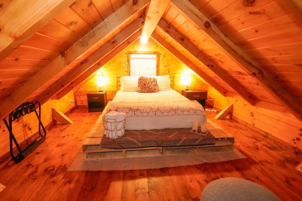 Charming Lakeview Cabin Near Geneva-On-The-Lake! แอชตาบูลา ภายนอก รูปภาพ