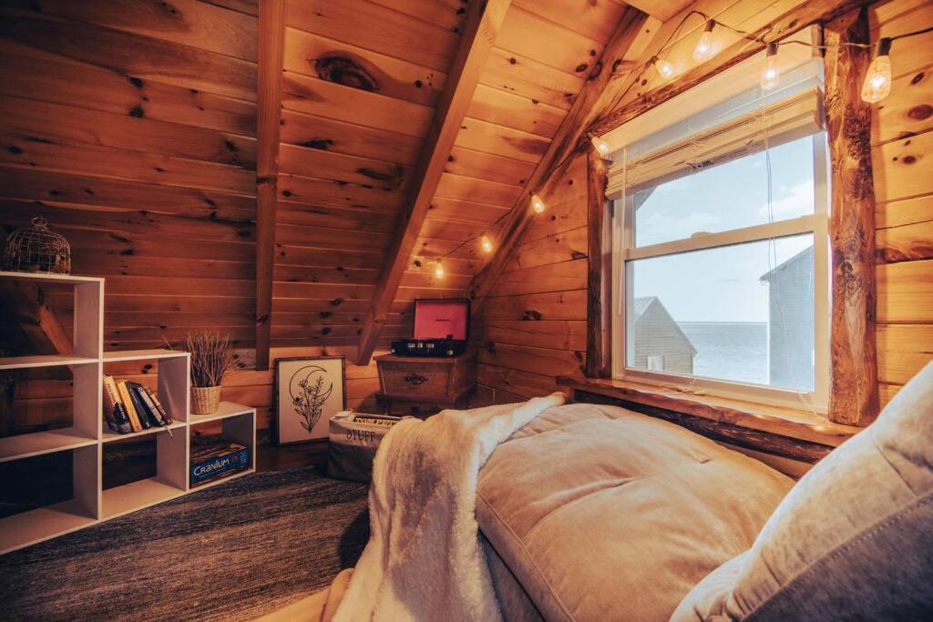 Charming Lakeview Cabin Near Geneva-On-The-Lake! แอชตาบูลา ภายนอก รูปภาพ