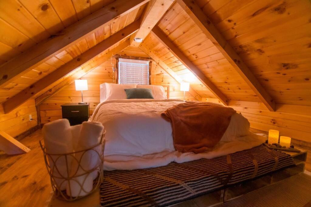 Charming Lakeview Cabin Near Geneva-On-The-Lake! แอชตาบูลา ภายนอก รูปภาพ